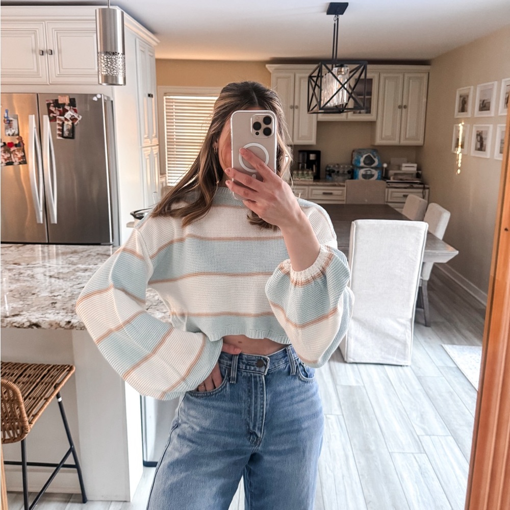 KITTENISH Blue Cream Striped Cropped Knit Sweater Women’s Small - Picture 1 of 7